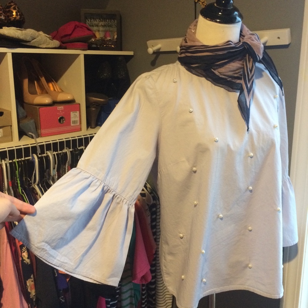 Beautiful light blue blouse with pearls - Picture 6 of 8